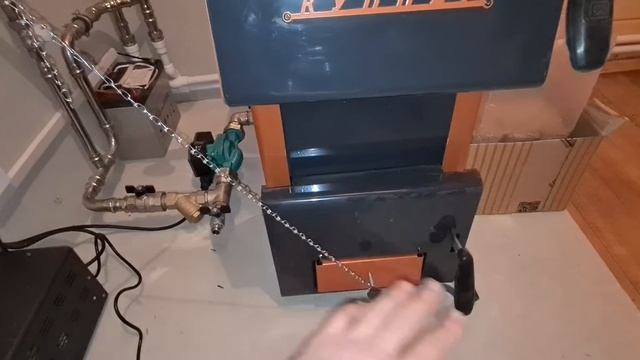 Отопление дачи на твердотопливном котле. смотреть онлайн