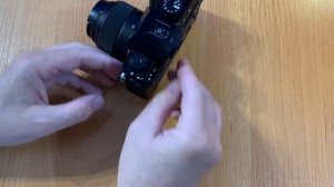 Как снять крепление ремня с фотоаппарата FUJIFILM X-S10