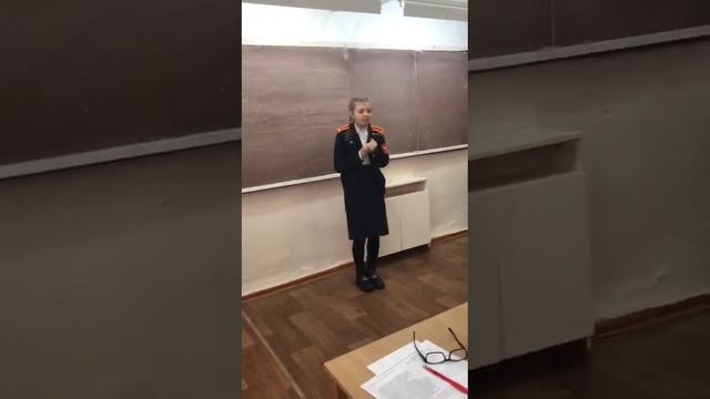 Ксения Григоренко. Стихотворение "Склонилась ночью мама над кроваткой" Ирина Самарина-Лабиринт смотреть онлайн