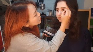 Делала Корейский Макияж Pусской Девушке 러시아인한테 한국메이크업을 하면?|минкюнха|Minkyungha|경하