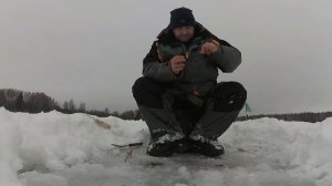 зимняя рыбалка #Ловим подлещика, гоняем халявщиков и рассуждаем о новых правилах рыбалки