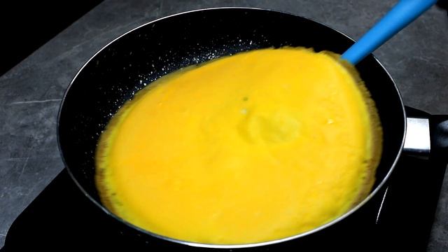 Вкуснятина на ЗАВТРАК за 5 МИНУТ на Сковороде | Yummy for BREAKFAST in 5 MINUTES on a Frying Pan