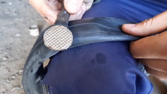 Как заклеить велосипедную камеру смотреть онлайн