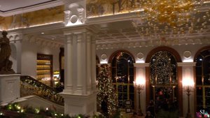 🎄Lotte New York Palace Christmas Walking Tour ✨| Madison Avenue | NYC Christmas/Holiday Season | 4K
