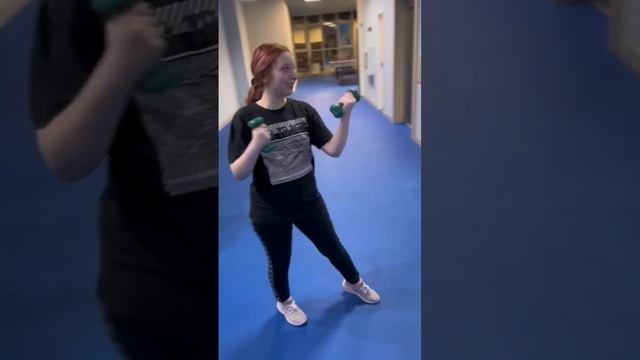 когда только начинаешь- в боксе сложно все #самозахист #женскийбокс #самозащита #кикбоксинг #спорт смотреть онлайн