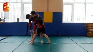Три выхода за спину захватом руки - вольная борьба, грепплинг. Юрий Черней.