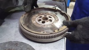 VW Caddy двухмассовый маховик - стук, вибрации.