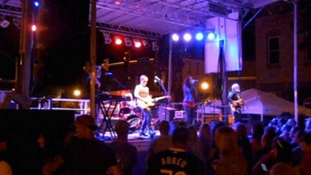 Catfight & Lava Rock Dixon Petunia Festival at the Riverfront 2016