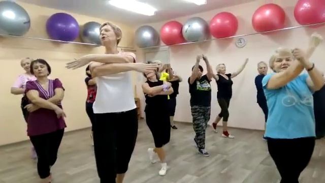 Разучивание базовых движений цыганского танца смотреть онлайн