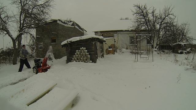 Мотоблок МКМ-3 Ландер со снегоотбрасывателем смотреть онлайн