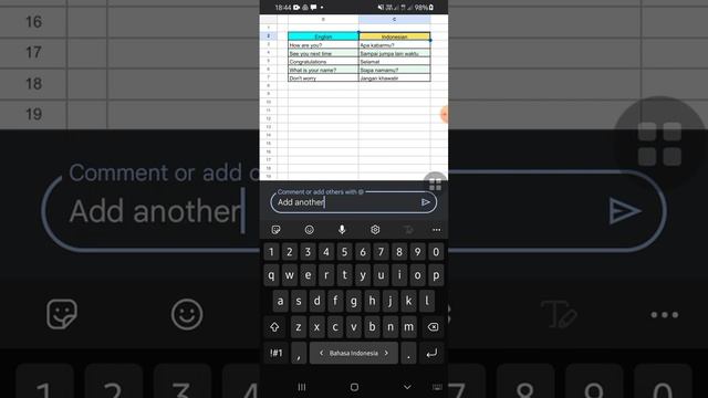 How do I comment on cells in a Google Sheets spreadsheet?