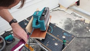 Makita 9404 DIY Stand