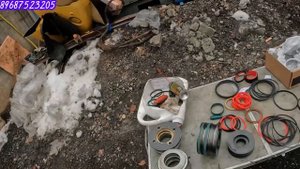 Ремонт гидроцилиндров  на New Holland lb90b