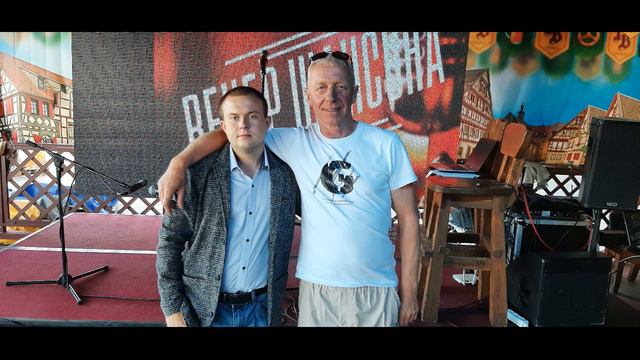 Задорная и веселая песня - Расцвела сирень смотреть онлайн