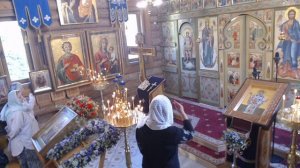 Веры, Надежды, Любови и матери их Софии. Божественная Литургия