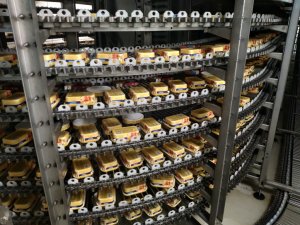 Технологическая линия для транспортирования и охлаждения плавленого сыра