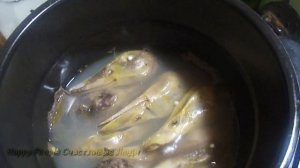 Что приготовить из утиных голов? Жаренные утиные головы.