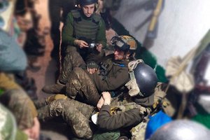 Боевики «Азова»* обижены, что командиров обменяли, а их оставили в плену | новости