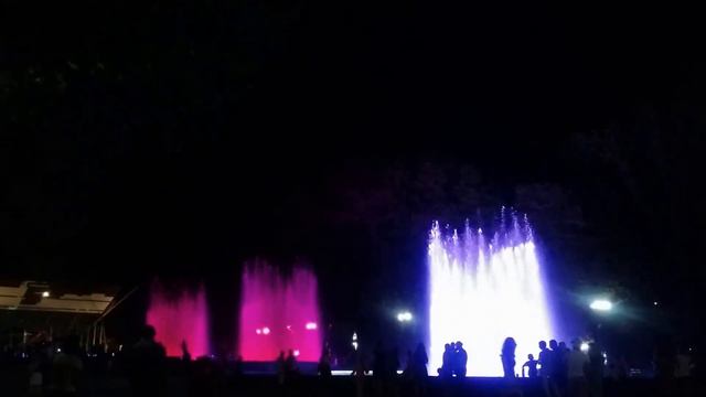 Поющий фонтан Краснодар смотреть онлайн