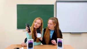 Откуда у УЧИТЕЛЕЙ деньги на два айфона 14 про Макс. Распаковка