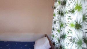 ФИЛИППИНЫ.СИМПАТИЧНАЯ ФИЛИППИНКА ПОКАЗЫВАЕТ ДОСТОЙНЫЙ, БЮДЖЕТНЫЙ, ОТЕЛЬ.