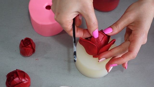 Кремовые цветы- красный бархат. Flowers - red velvet. Эластичные цветы.