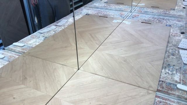 Ламинат Pergo Дуб шведский золотистый CHEVRON L1240-04163 смотреть онлайн