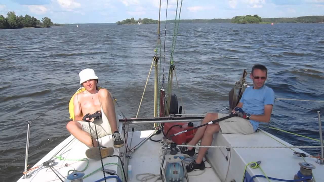 Фаворит на Волге под спинакером смотреть онлайн