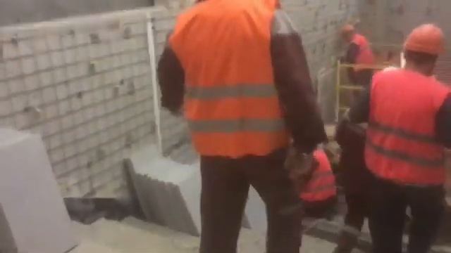 Видео"РМТМ" . Пересадка на станции метро"Проспект Вернадского" СЛ на БКЛ.11.09.21. смотреть онлайн