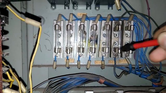 Очередные поломки на лифтах. Понедельник... смотреть онлайн