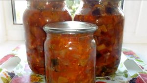 Баклажанное лечо на зиму из помидор и моркови с чесноком! Рецепт!