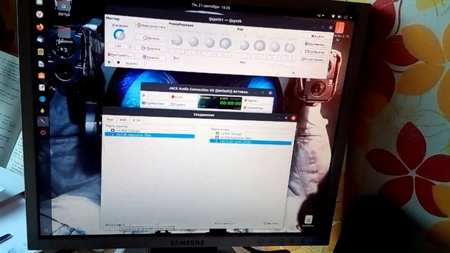 Подключаем MIDI клавиатуру к Ubuntu. Электронное пианино. смотреть онлайн
