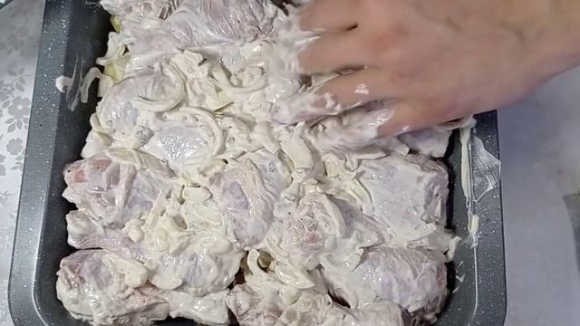 Курица с картошкой и  сыром в духовке.