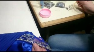 Мастер-класс. Как приклеить стразы на ткань. How easy it is to glue rhinestones on fabric.