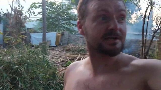 Наконец-то повалил весь бамбук на территории Двора Мотовьетнам, остатки поджог для пущей верности! смотреть онлайн
