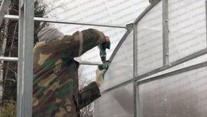Надежная теплица сборка