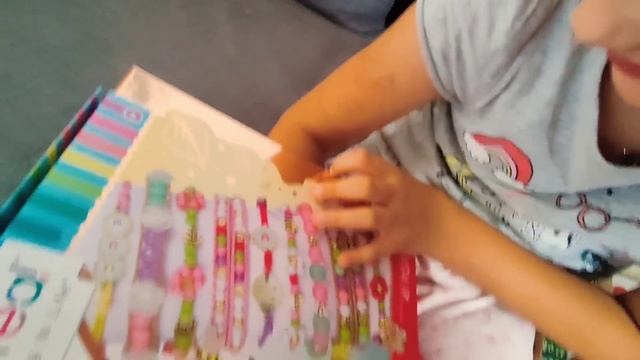 Долгожданная встреча бабушки с внучками ! смотреть онлайн