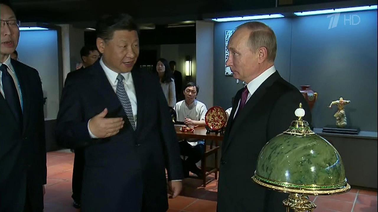 Президент России прибыл в Китай для участия в самм..., где уже провел переговоры с председателем КНР