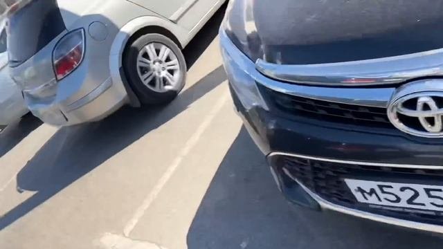 ВЛОГ Алиса ПЕРВОКЛАШКА ! Покупаем канцелярию для школы ! Батя Лёша
