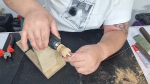 Как изготовить кормушку ( пружинка) в домашних условиях. Приспособа для их изготовления. #рыбалка