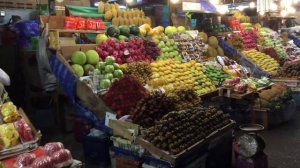 Pattaya Mike shopping mall fruit market