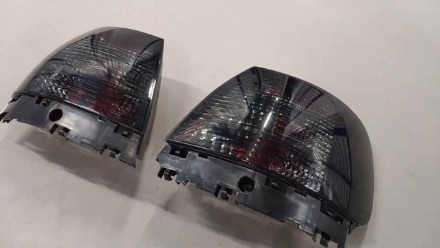 Задние фонари для AUDI A4 B5 седан (94-01), темные смотреть онлайн