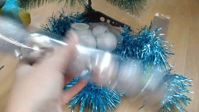 Бюджетно нарядили ёлочку/Праздник к нам приходит/Новогоднее настроение смотреть онлайн