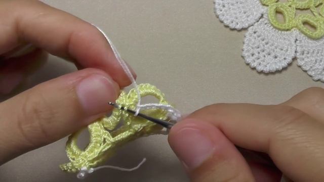Вязание РОМАШКИ. Как вязать ромашку крючком - необычная ромашка - crochet daisies смотреть онлайн