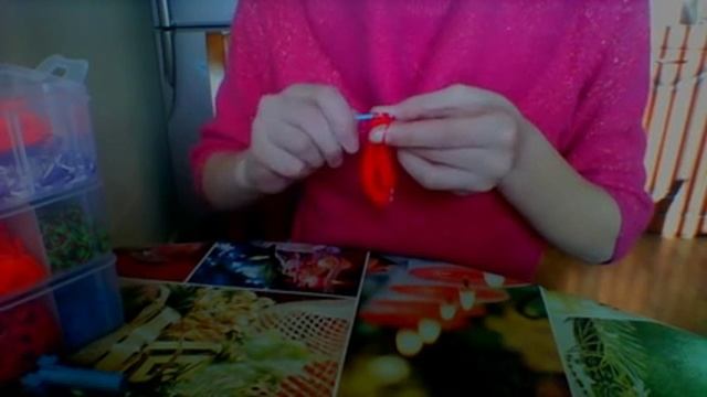 урок 2. сердечко из резинок Rainbow Loom,на рогатке.