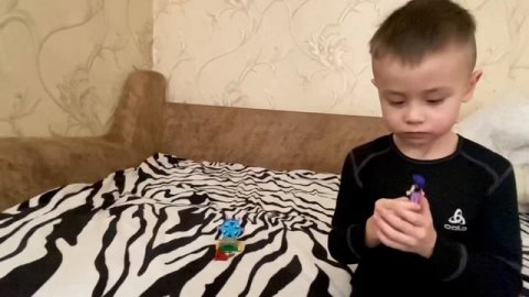 Поведение аутиста ??? #аутизм #аутист #особенныйребенок #яаутист