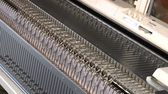 Мастер класс "Интересная "резинка" по кучинелевски для вязальных машин" смотреть онлайн