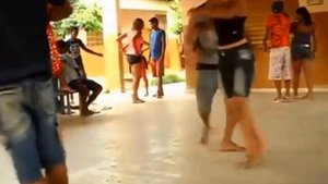 Как танцевать на дискотеке  Дискотека видео