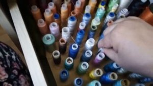 Своими руками органайзер для швейных катушек