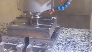 Helical boring Hardox 400 with DoFeed Tungaloy high feed cutter